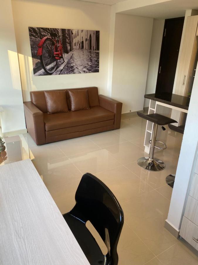 Apartasuite Moderna - En El Corazon Del Poblado Medellín Esterno foto