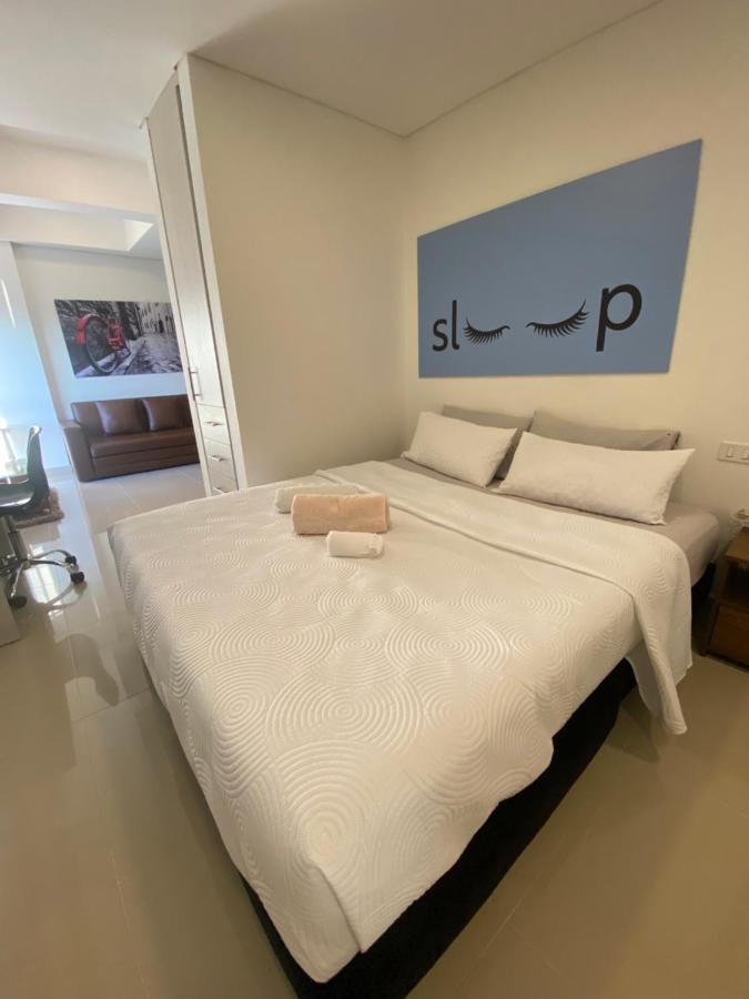 Apartasuite Moderna - En El Corazon Del Poblado Medellín Esterno foto